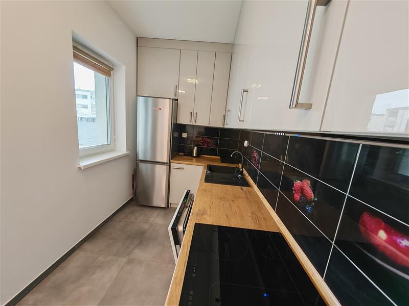 070 0 12435379 1 46 - Lista ofert