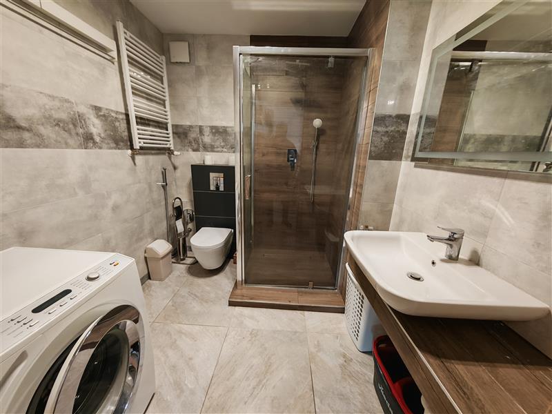 070 0 12435382 4 46 - Lista ofert