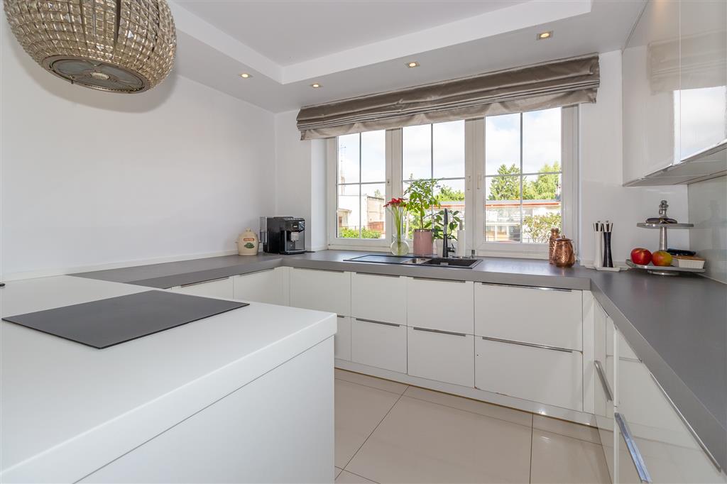 210 0 12303560 2 215 - Lista ofert