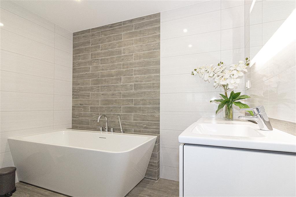 210 0 12363812 2 49 - Lista ofert