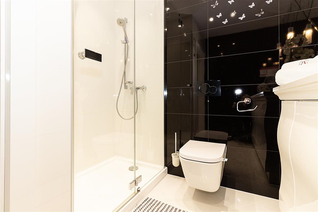 210 0 12403149 0 245 - Lista ofert