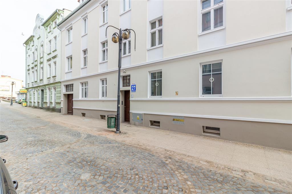 210 0 12404256 2 104 - Lista ofert