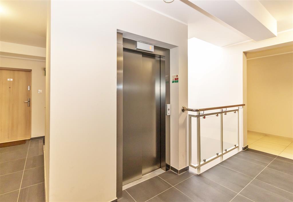 210 0 12413721 0 307 - Lista ofert