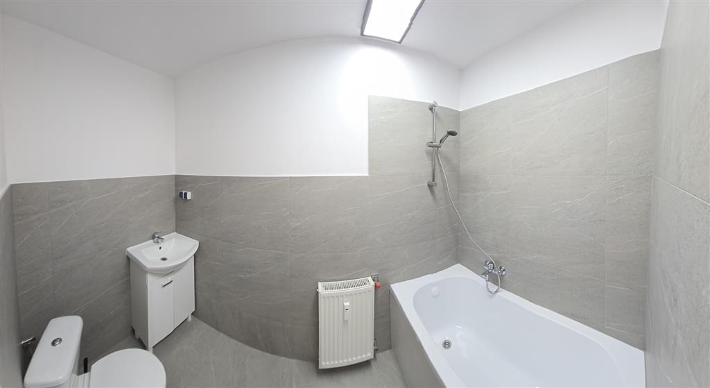 210 0 12430024 2 136 - Lista ofert