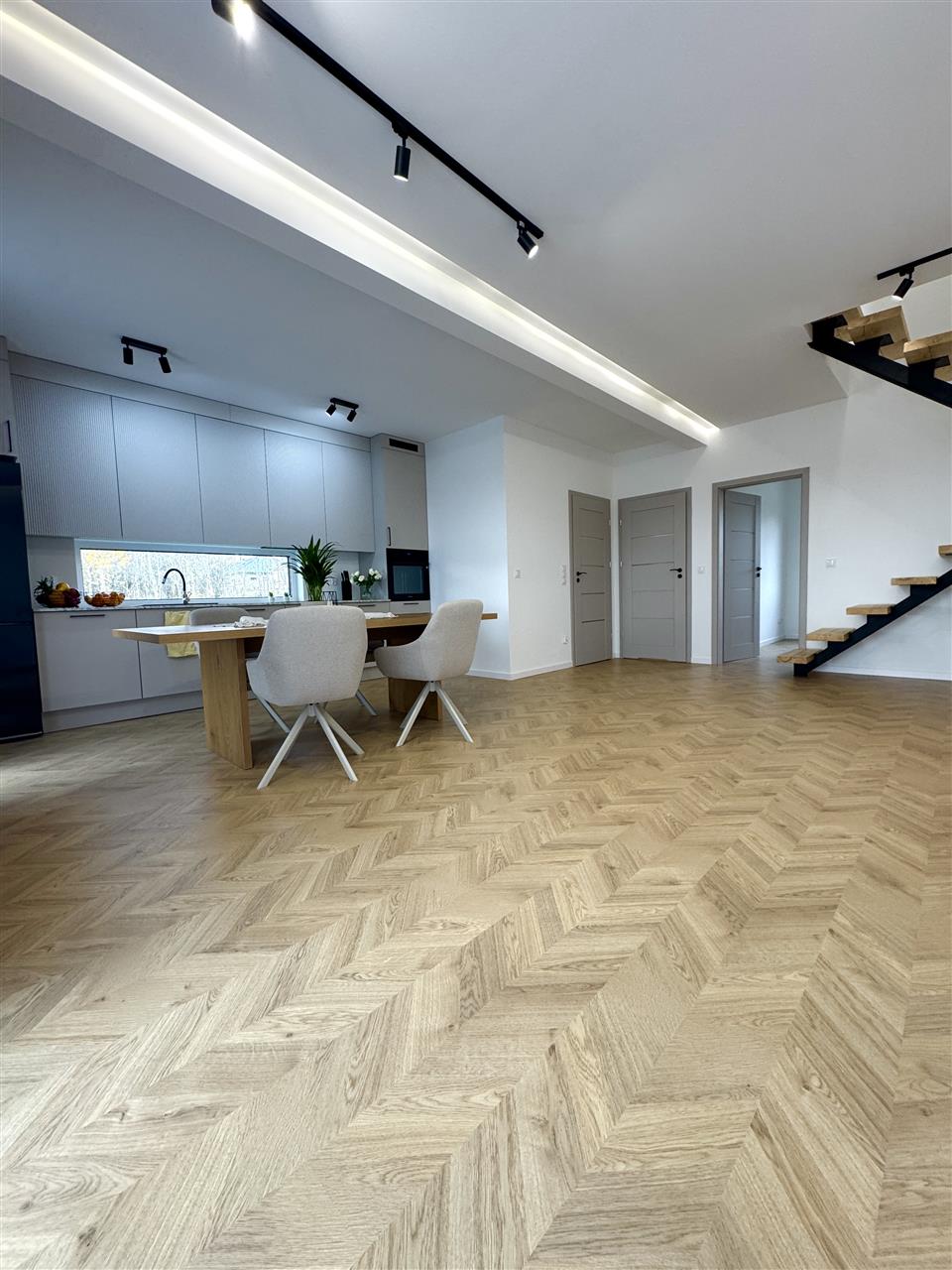 340 0 12337162 9 74 - Lista ofert