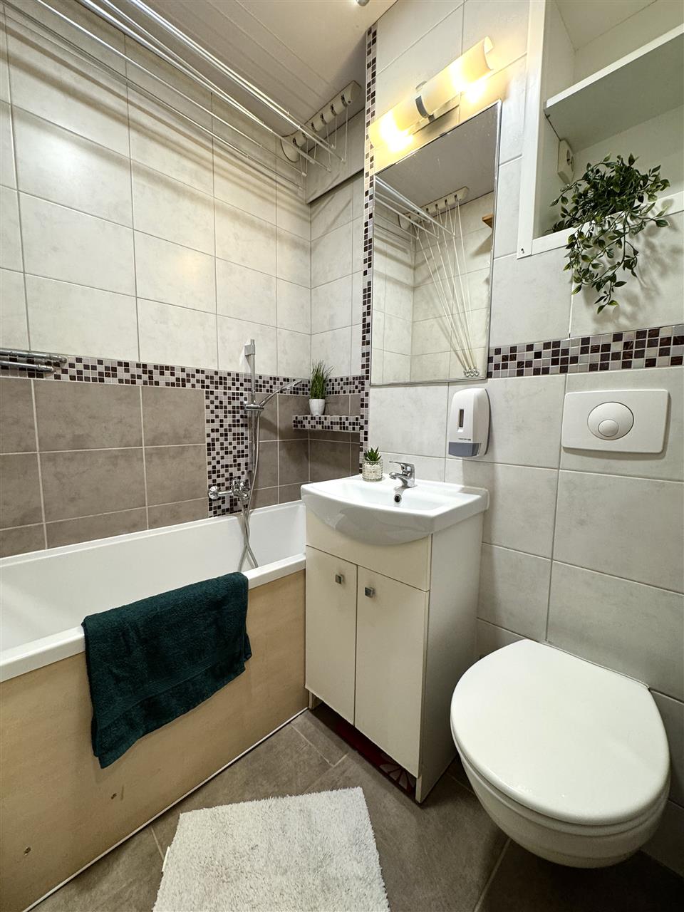 340 0 12357755 4 37 - Strona główna