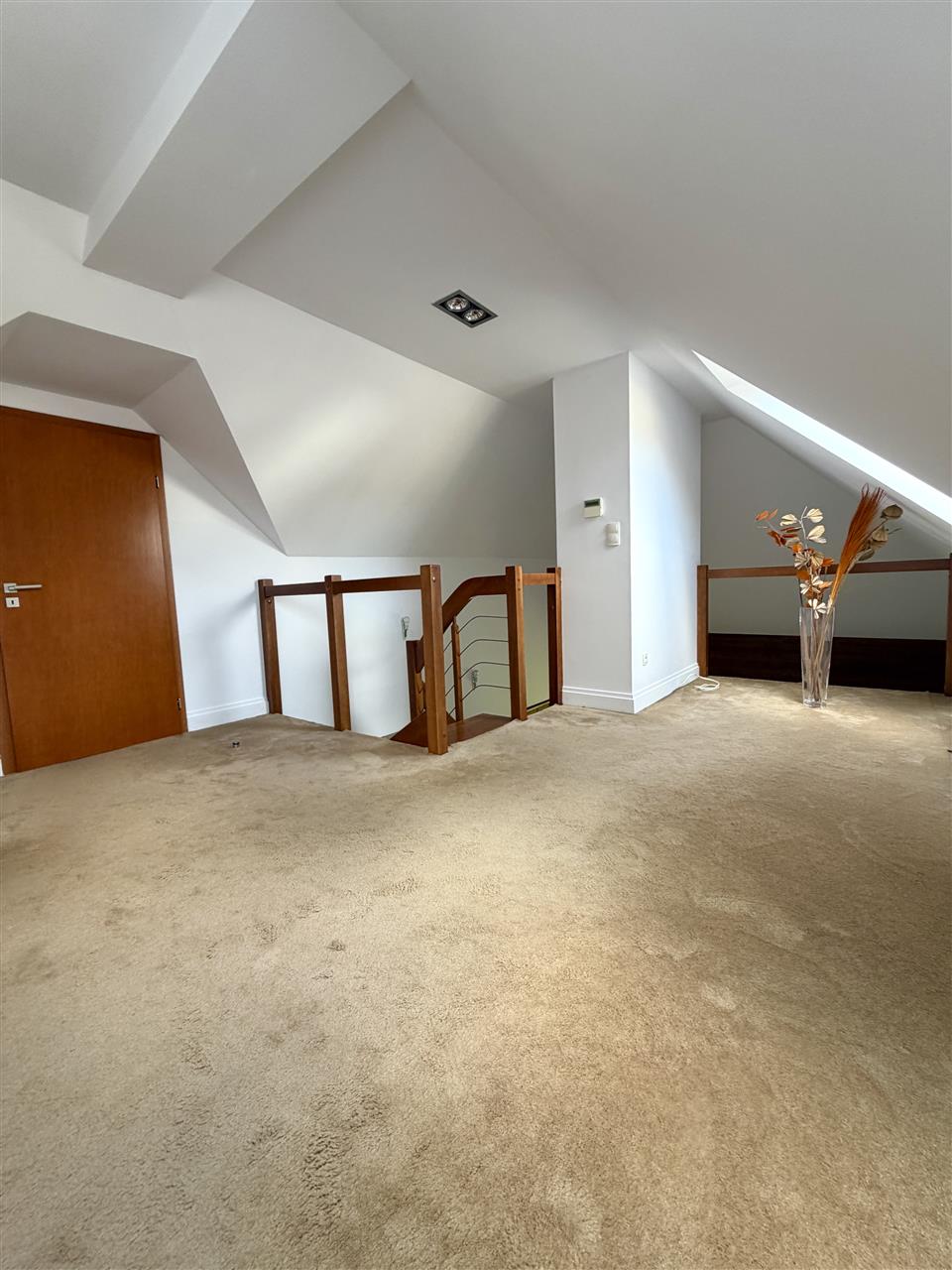 340 0 12428603 21 396 - Lista ofert