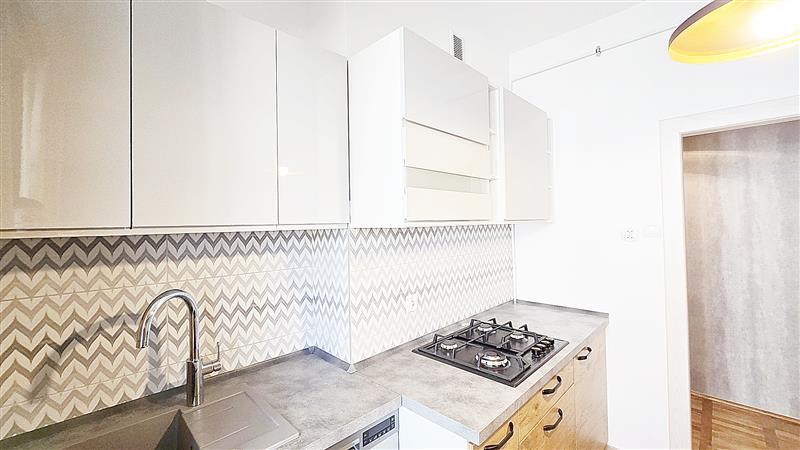 370 0 12323446 0 19 - Lista ofert