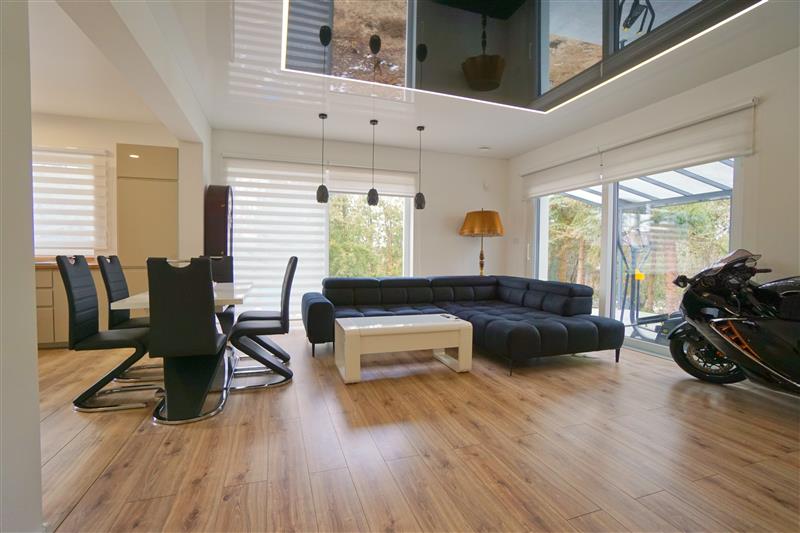 370 0 12336175 2 140 - Lista ofert