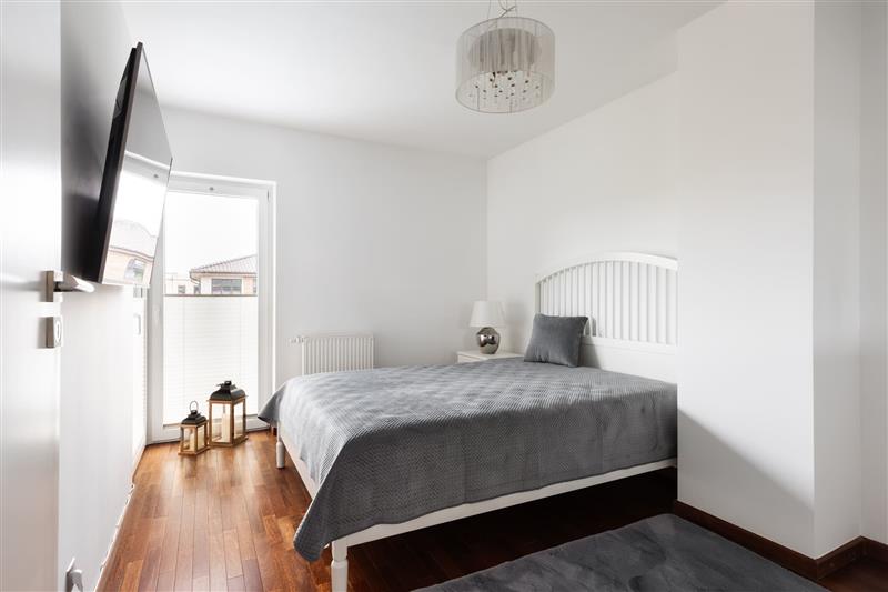 370 0 12337099 15 166 - Lista ofert