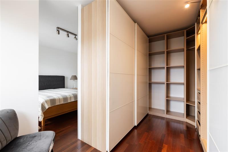 370 0 12337108 16 166 - Lista ofert