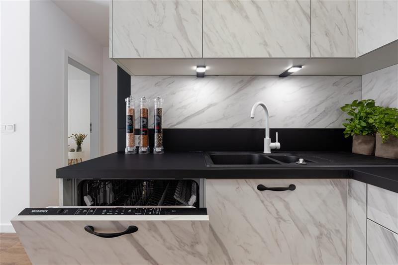 370 0 12351735 0 18 - Strona główna