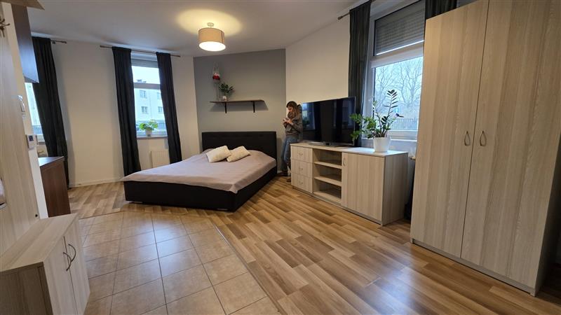 370 0 12378203 18 247 - Lista ofert