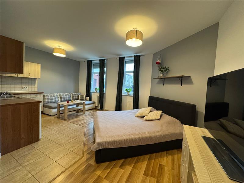 370 0 12378229 36 247 - Lista ofert