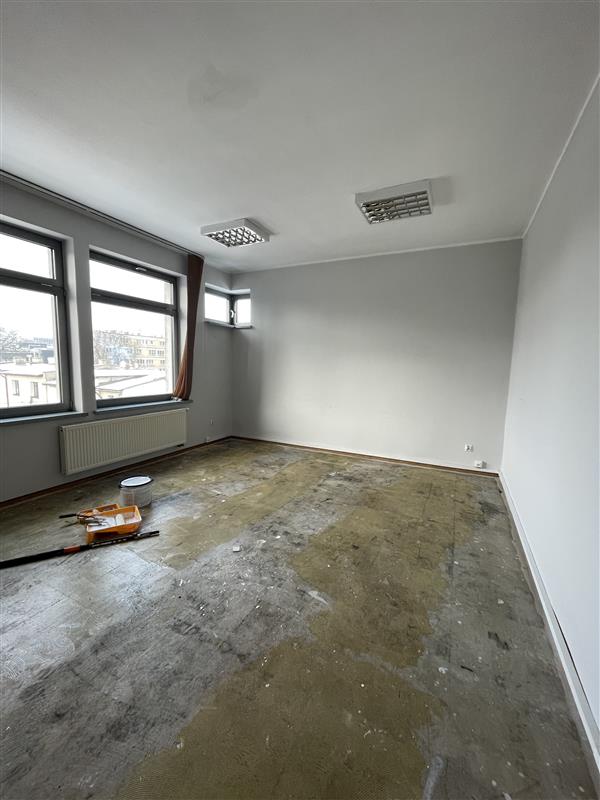 370 0 12379502 12 123 - Lista ofert