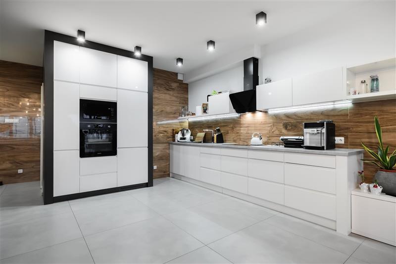 370 0 12381962 1 43 - Lista ofert