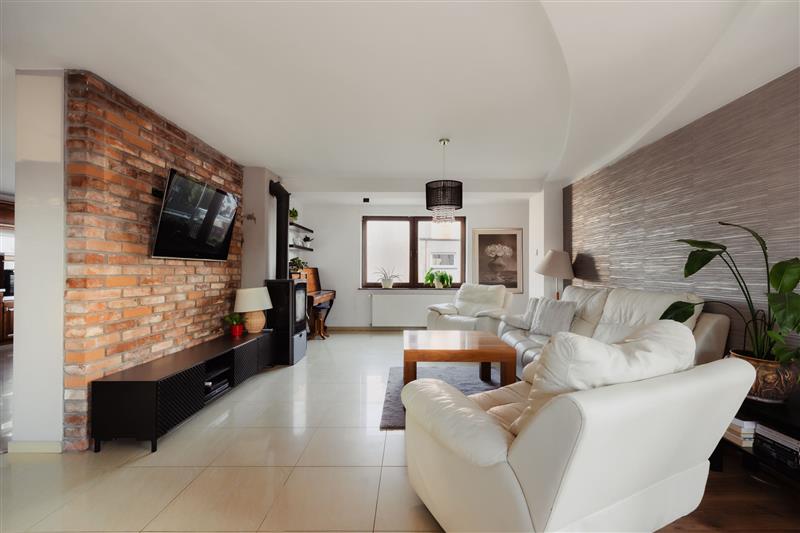 370 0 12386589 1 51 - Lista ofert