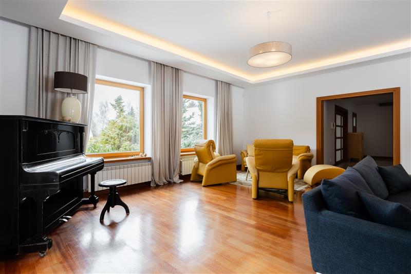 370 0 12401679 1 139 - Lista ofert