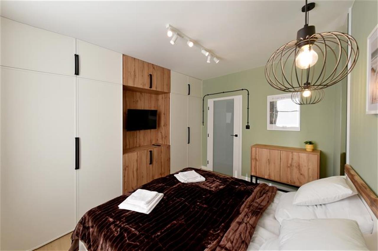 570 0 12399412 1 15 - Lista ofert