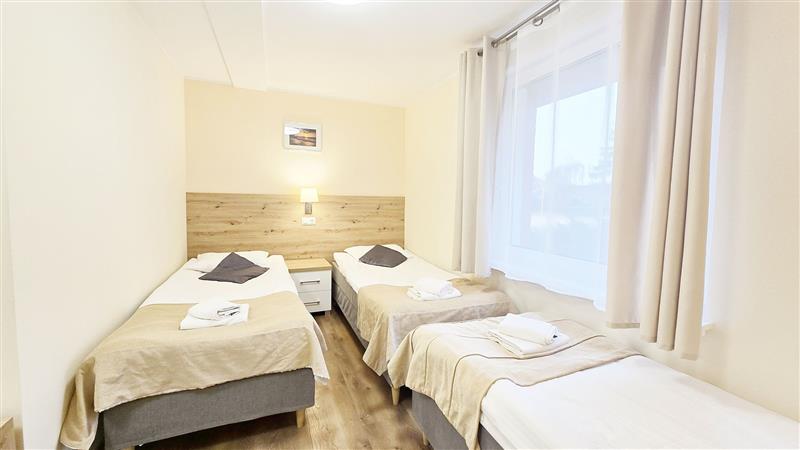 610 0 12151388 8 111 - Lista ofert