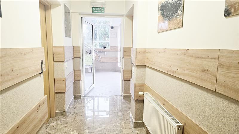 610 0 12151396 10 111 - Lista ofert