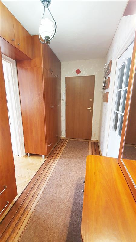 610 0 12381815 1 18 - Lista ofert