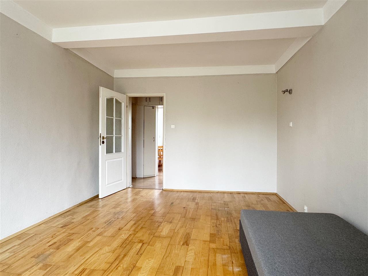 660 0 12204615 6 102 - Lista ofert