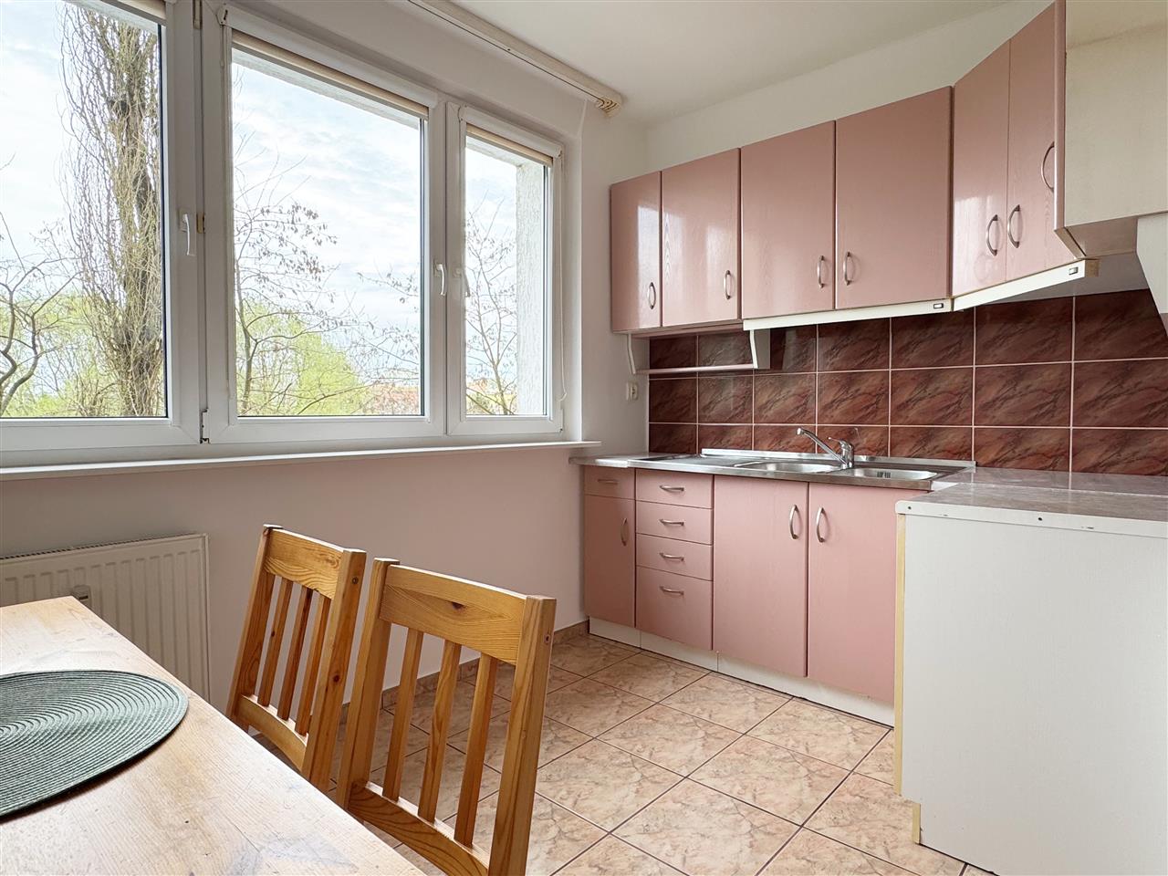 660 0 12204622 6 106 - Lista ofert