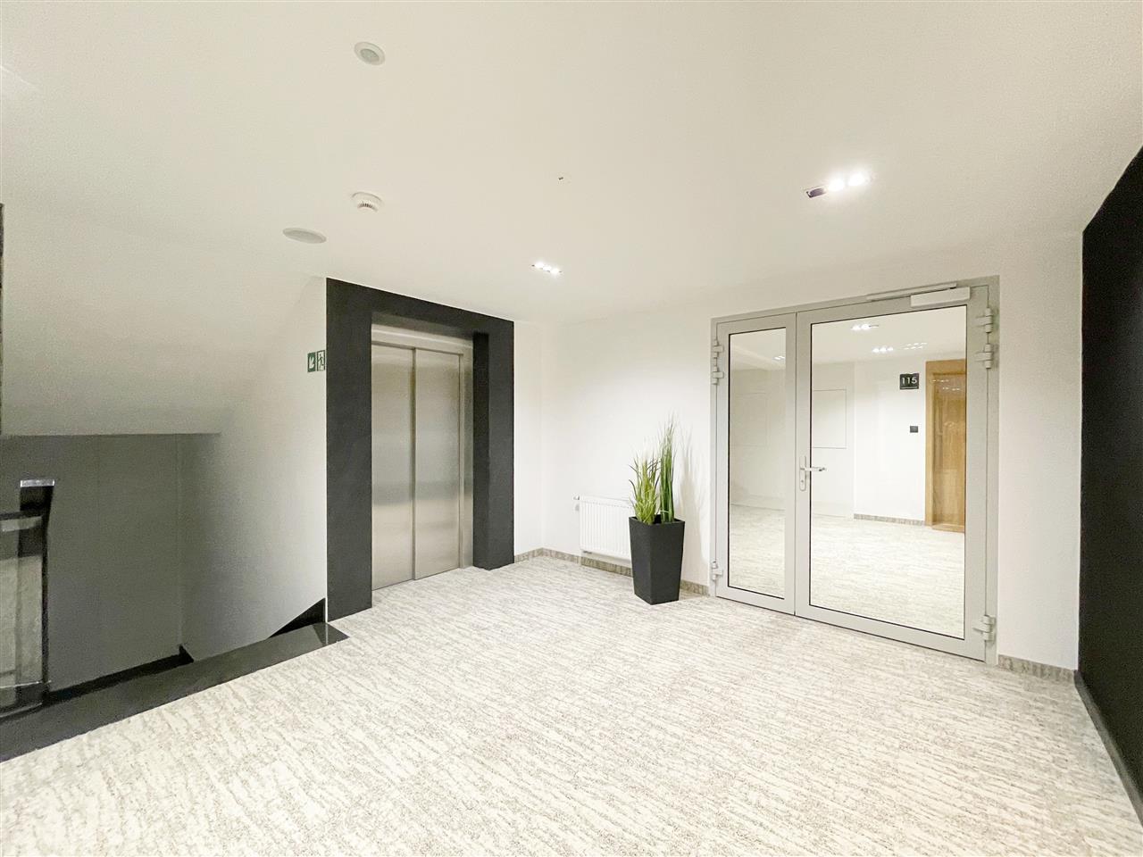 660 0 12227301 2 246 - Lista ofert