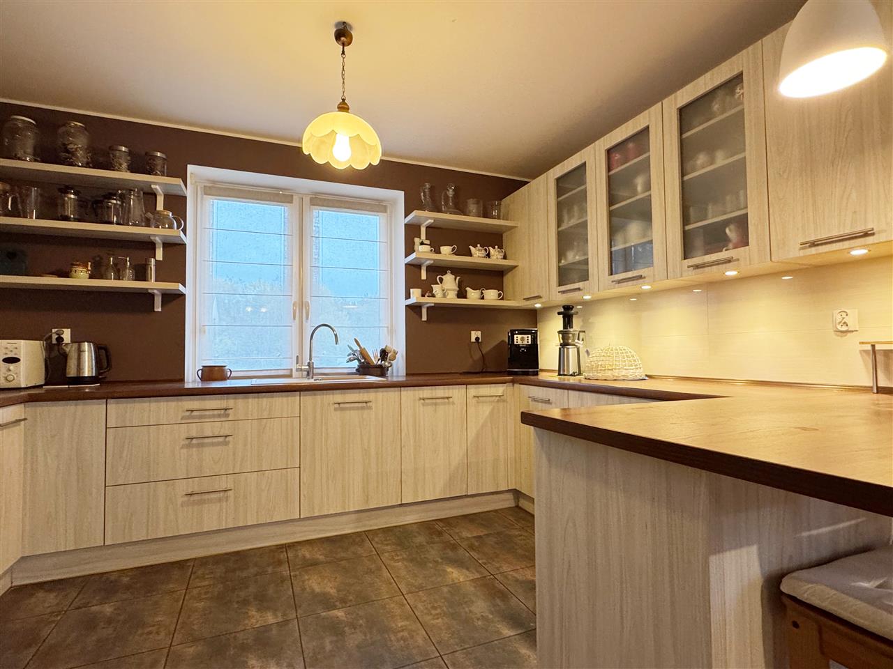 660 0 12334121 22 465 - Lista ofert