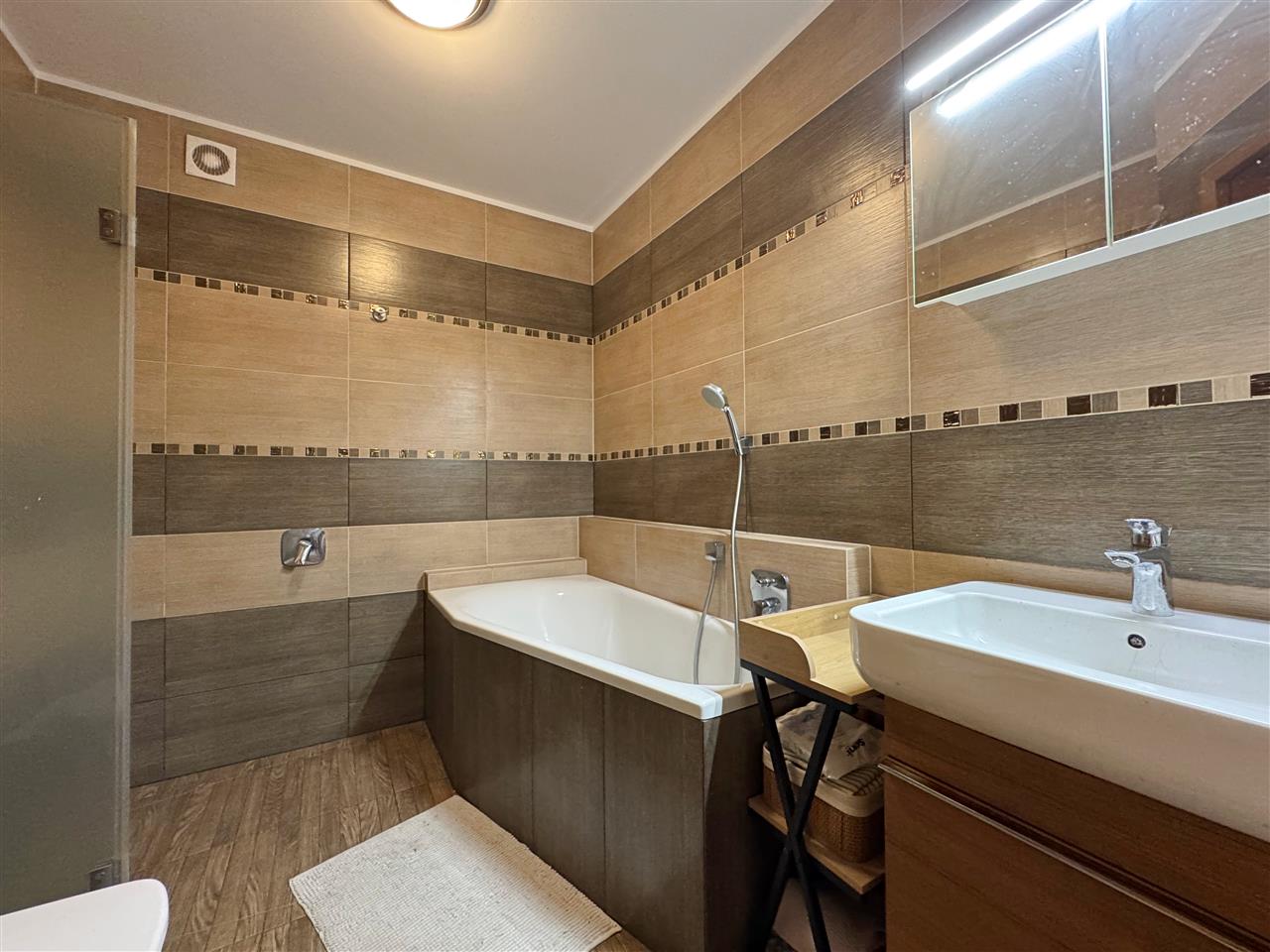 660 0 12334173 34 465 - Lista ofert