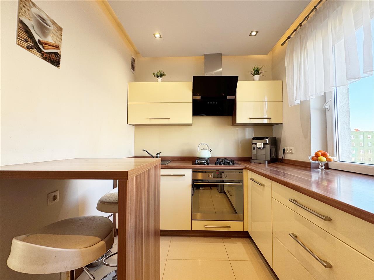 660 0 12365933 14 294 - Lista ofert