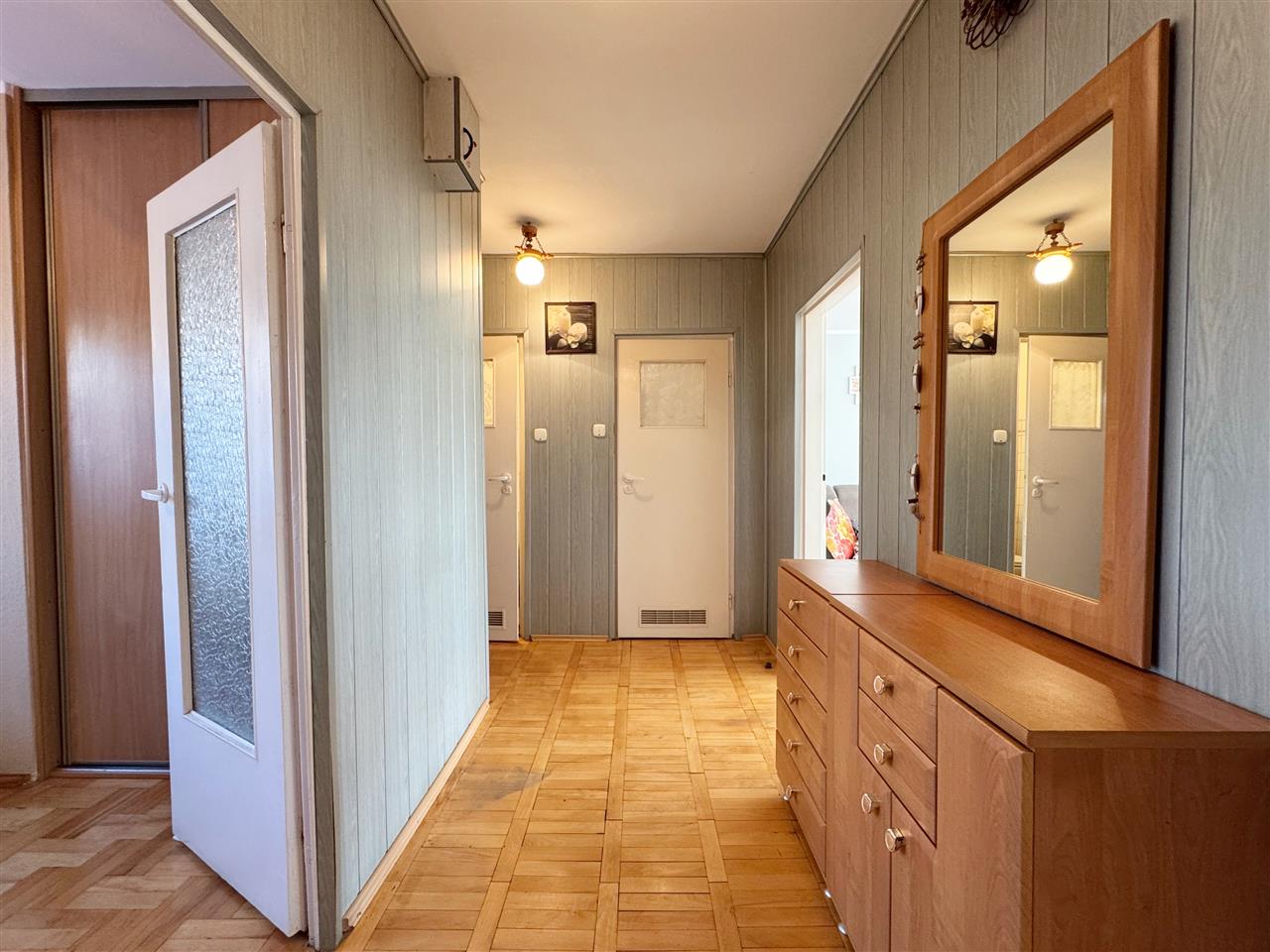 660 0 12366564 8 145 - Lista ofert