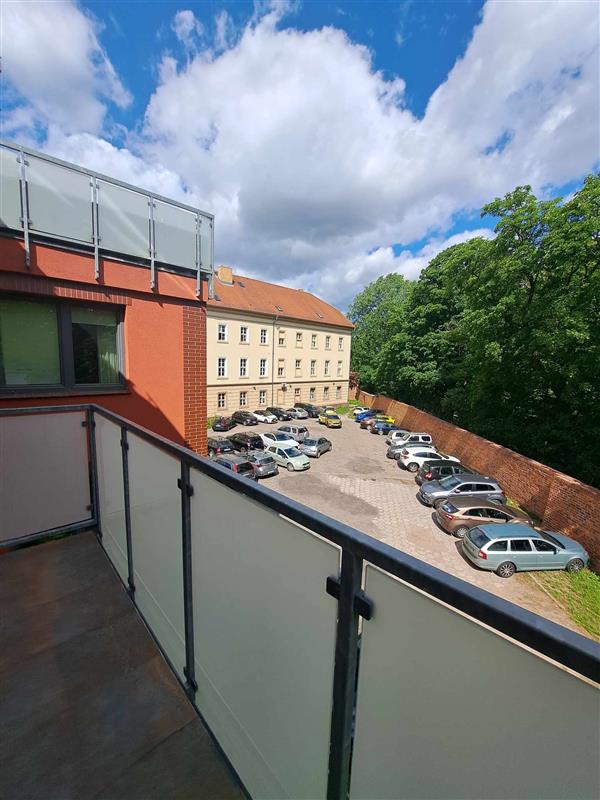 700 0 11892206 2 66 - Lista ofert