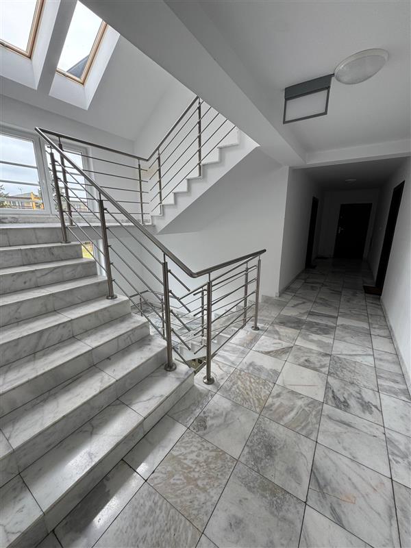 700 0 12226537 9 95 - Lista ofert