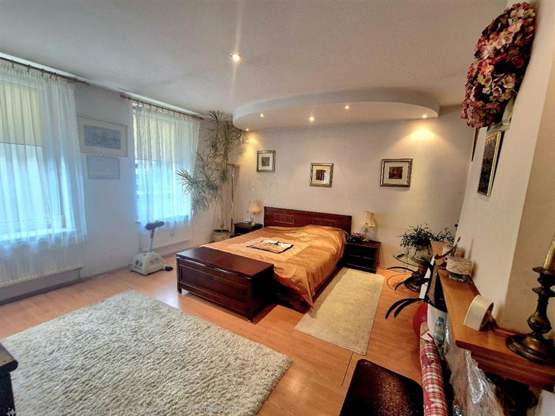 700 0 12315740 8 45 - Lista ofert