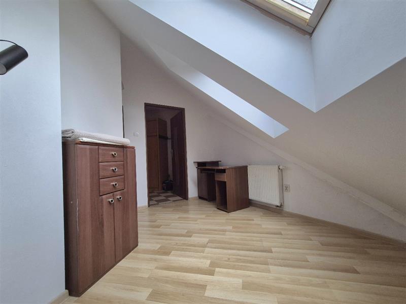 700 0 12318748 2 17 - Lista ofert