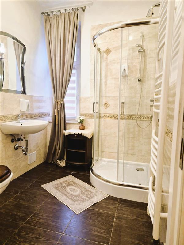 700 0 12377729 14 374 - Lista ofert