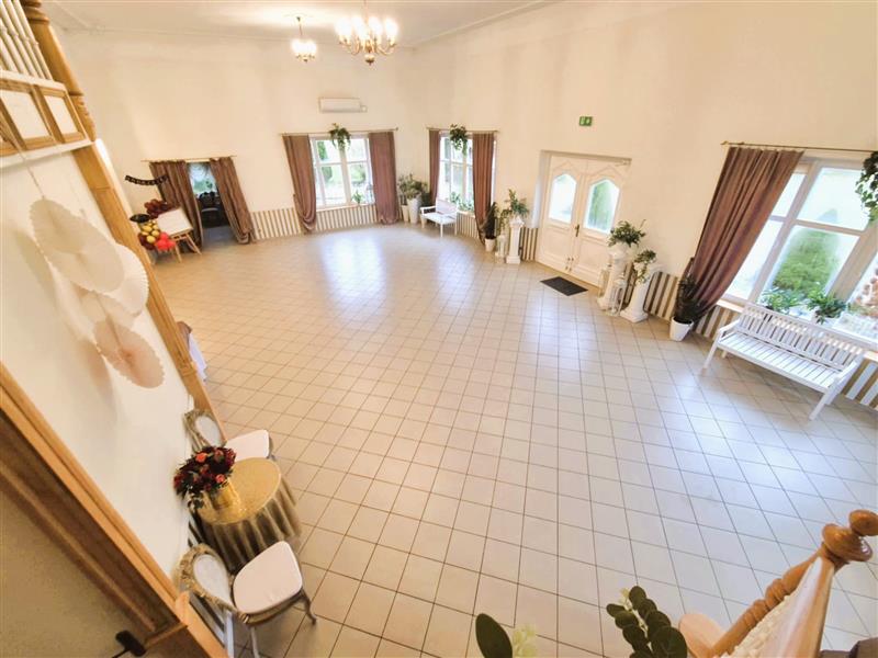 700 0 12377820 18 374 - Lista ofert