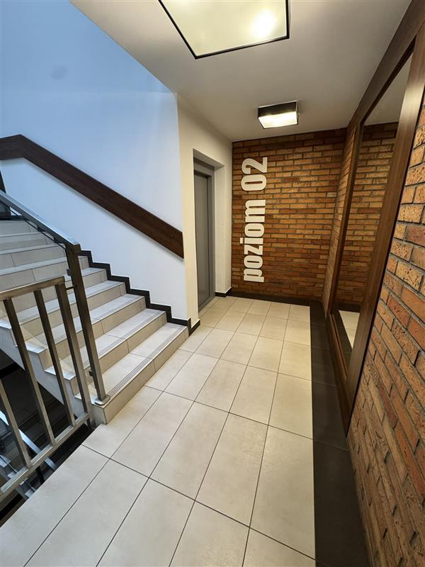 700 0 12389972 2 66 - Lista ofert