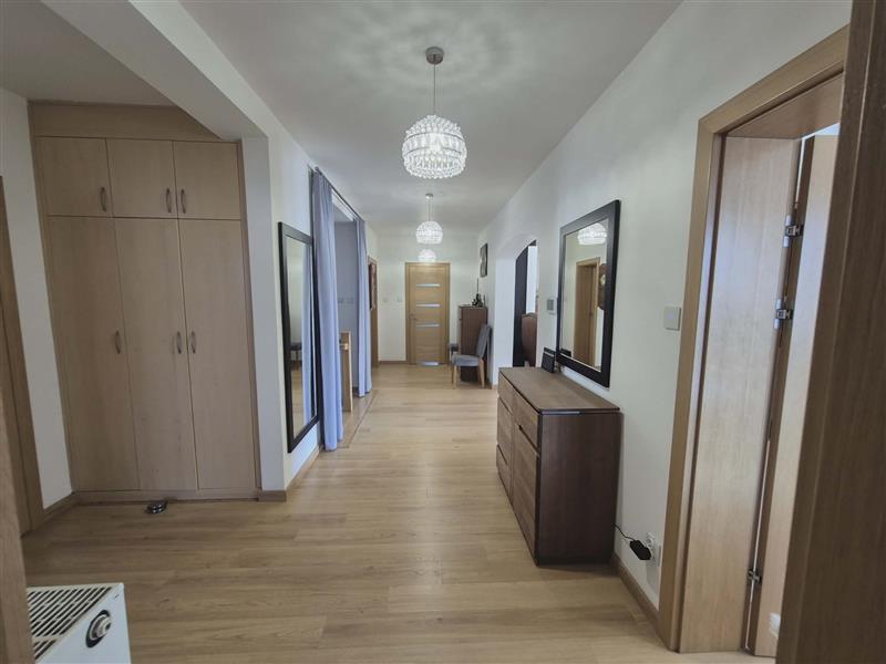 700 0 12435551 18 187 - Lista ofert