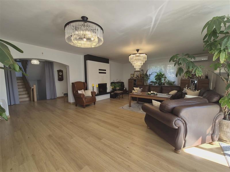 700 0 12435562 10 187 - Lista ofert